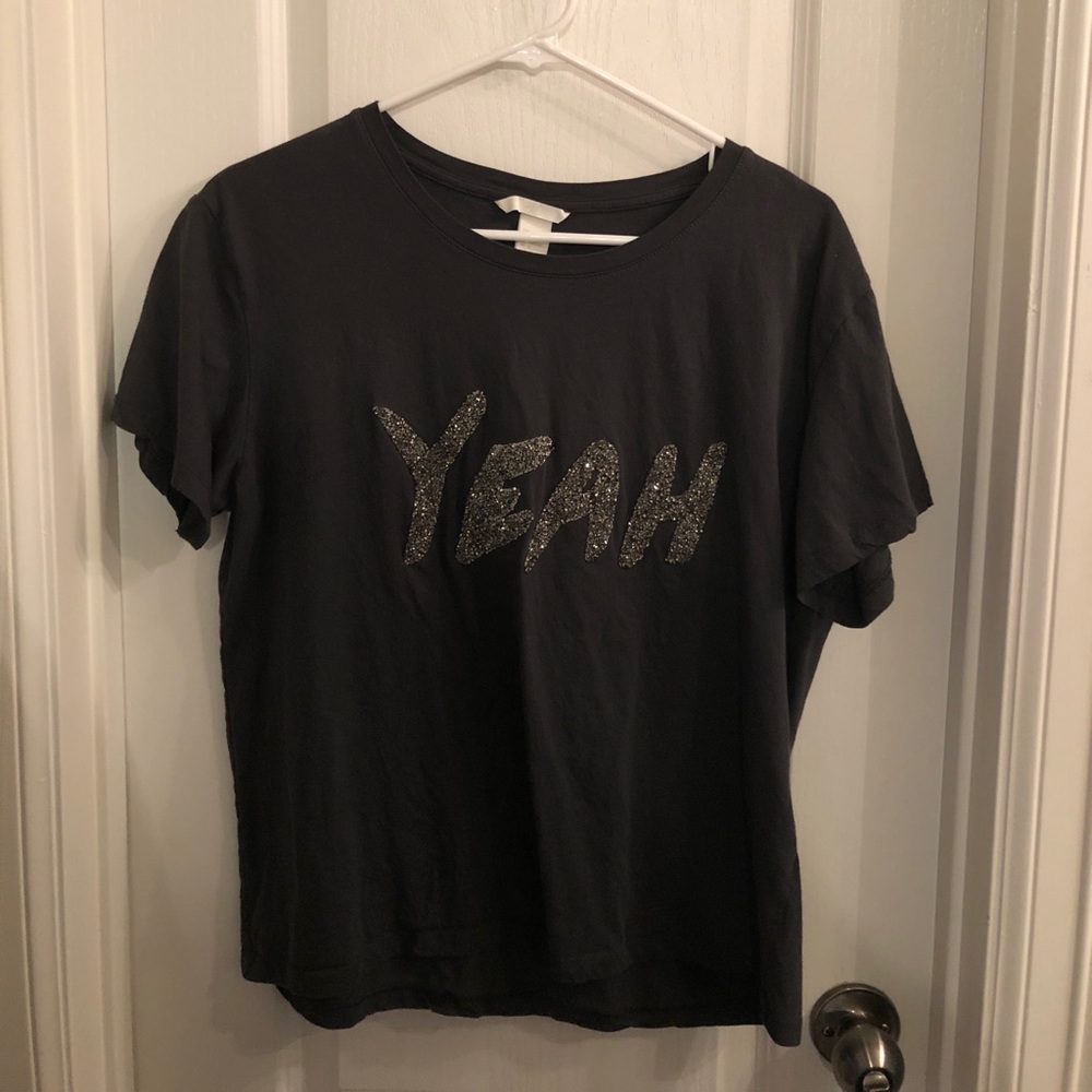 H&M t-shirt - Picture 2 of 3